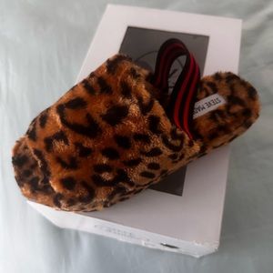 Chic Leopard Slippers, with red/black ankle strap.  New, in original box.
